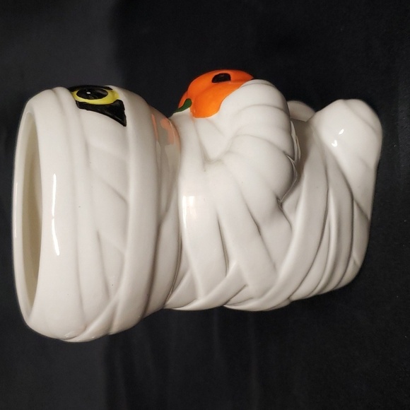 Mummy with Pumpkin Ceramic Mug, NWT - Picture 4 of 6